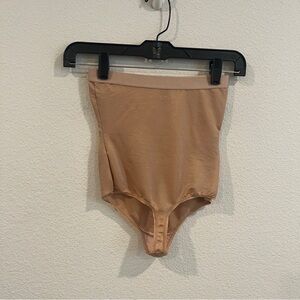 Skims tan thing high rise shapewear underwear size nude